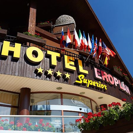 Hotel Eroplan Rožnov pod Radhoštěm エクステリア 写真